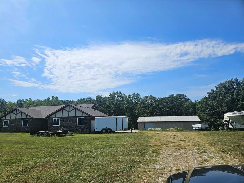 25410 High Drive, Excelsior Springs, MO