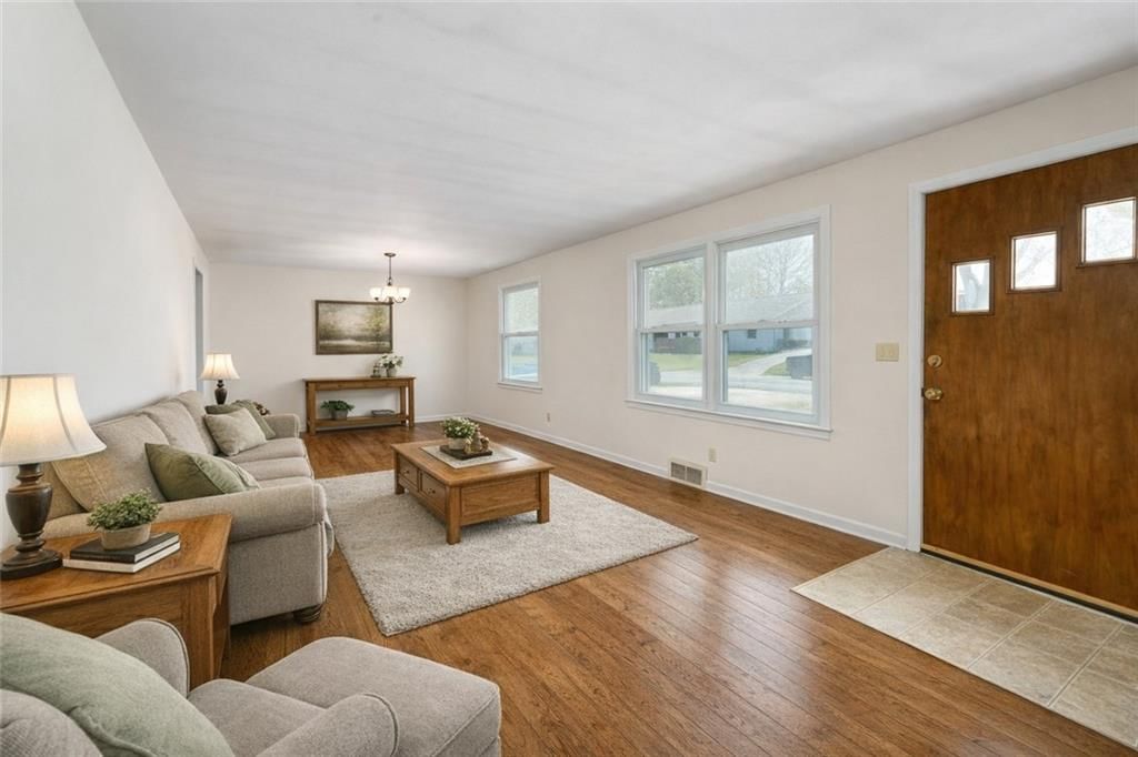 6026 W 54th Terrace — photo 6