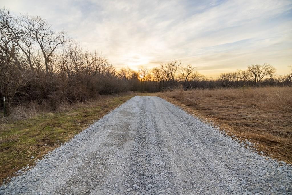 S Little Road — photo 18