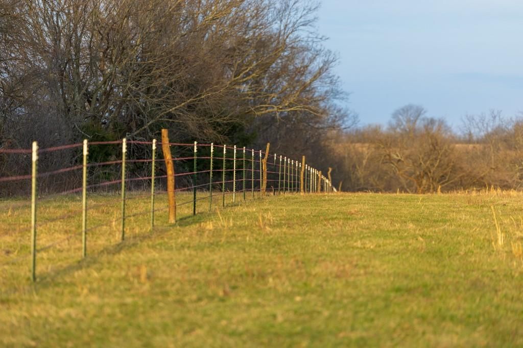 S Little Road — photo 30