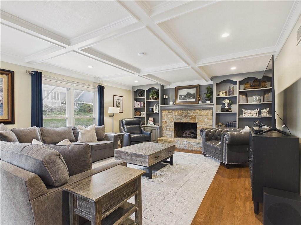8135 Acuff Lane — photo 4