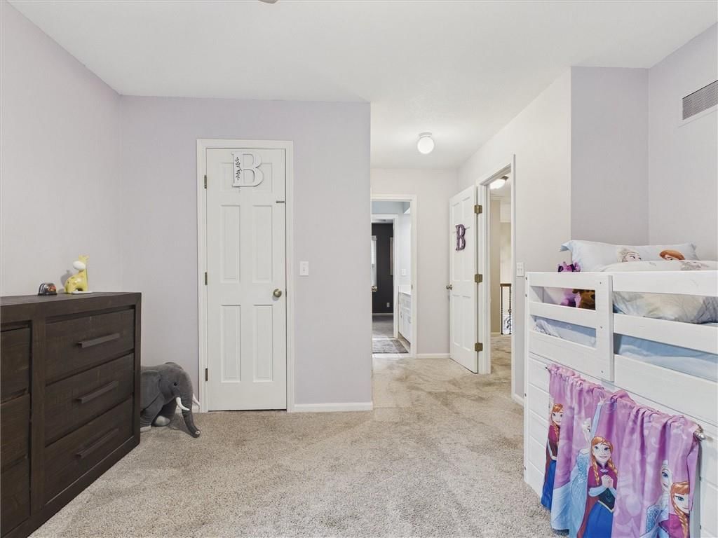 8135 Acuff Lane — photo 30