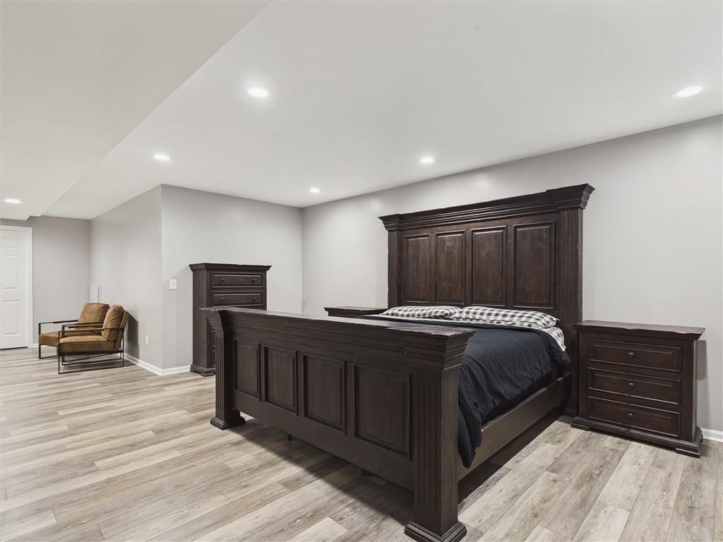 8135 Acuff Lane — photo 37