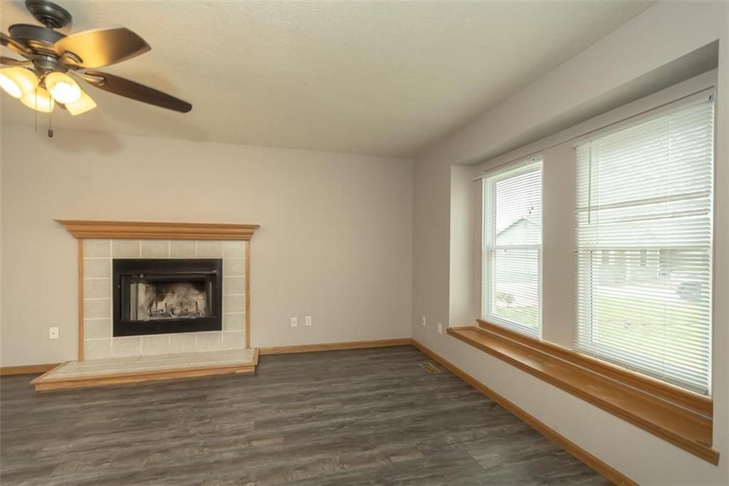 1729 Whitmore Court — photo 3