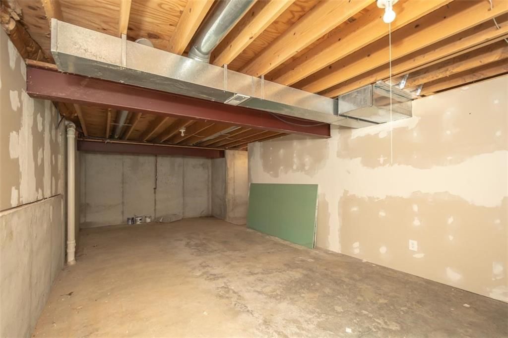 1729 Whitmore Court — photo 31