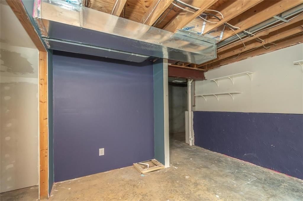 1729 Whitmore Court — photo 32