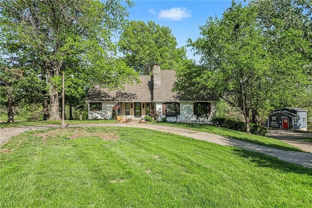 4811 Lees Summit Road — photo 2
