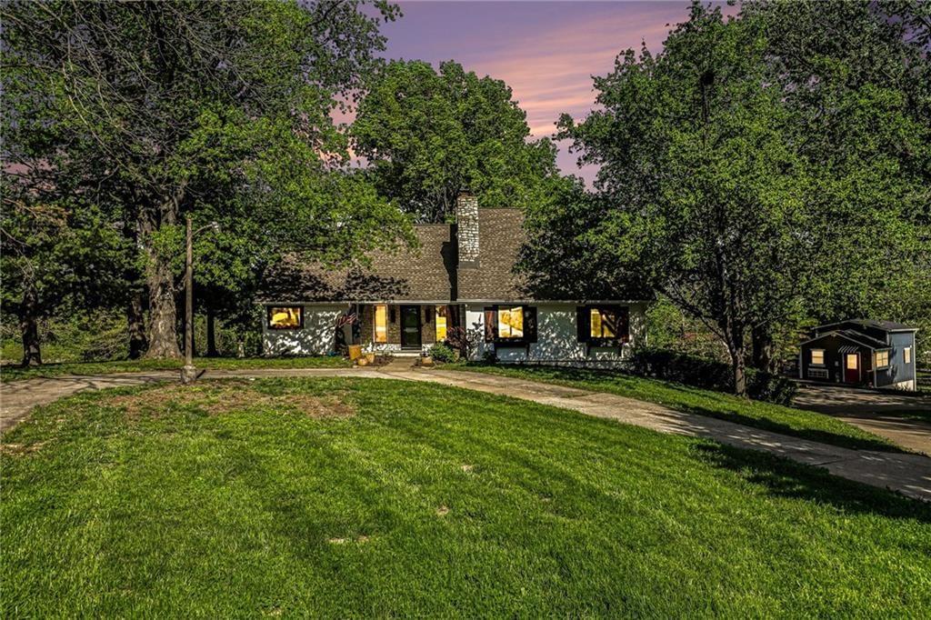 4811 Lees Summit Road — photo 4