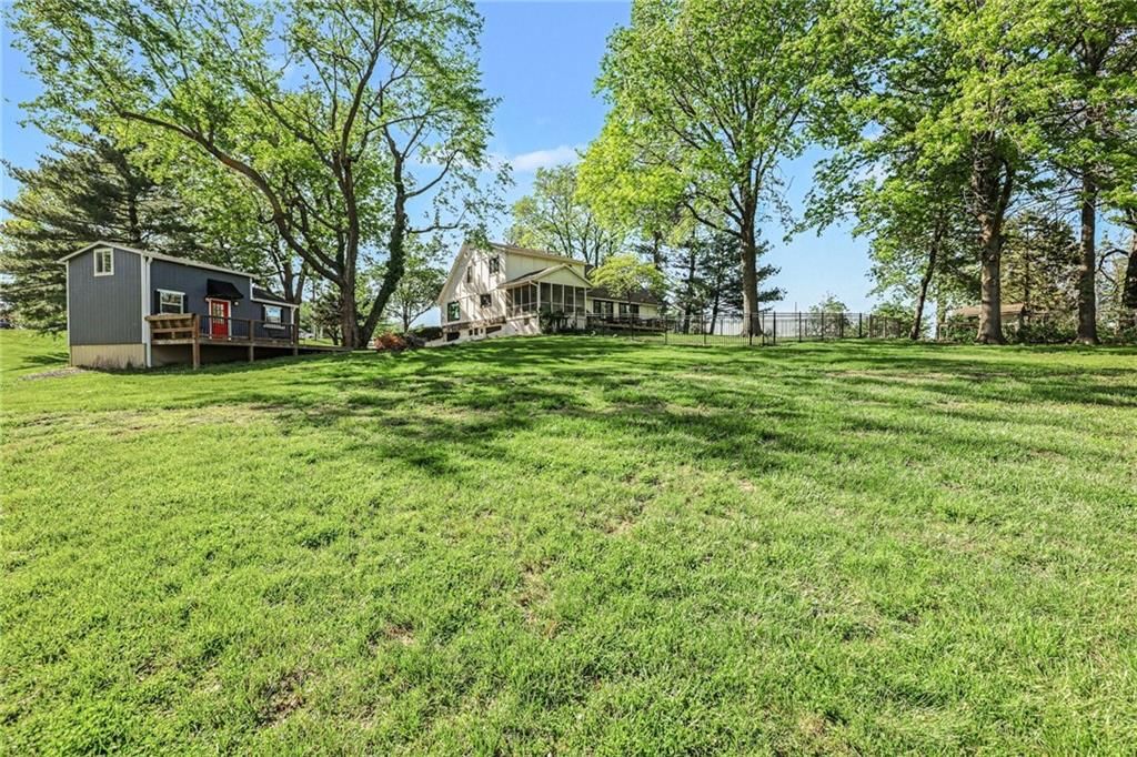 4811 Lees Summit Road — photo 50