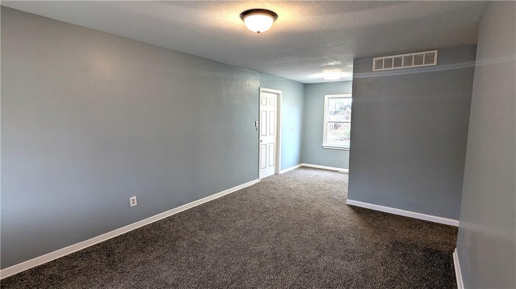 209 N Davidson Avenue — photo 13