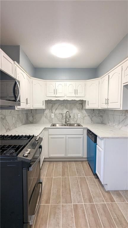 209 N Davidson Avenue — photo 25
