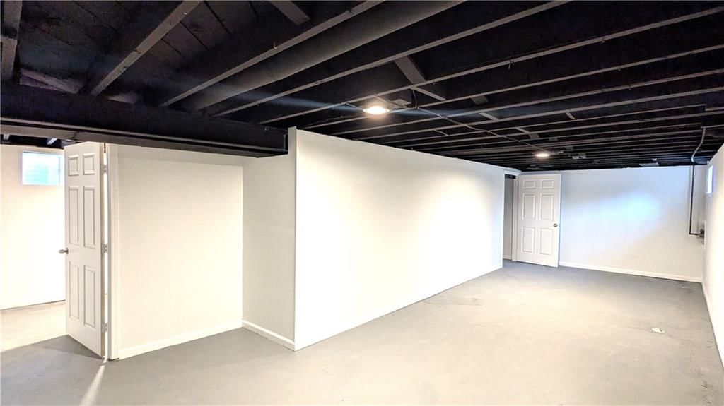 209 N Davidson Avenue — photo 45
