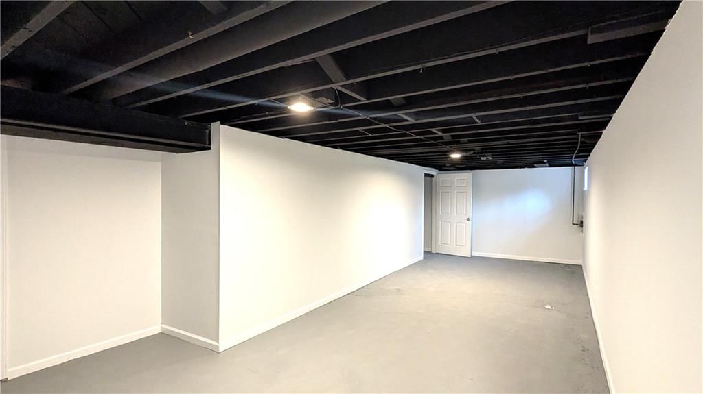 209 N Davidson Avenue — photo 46