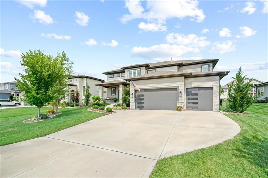 2114 NW Killarney Lane — photo 3