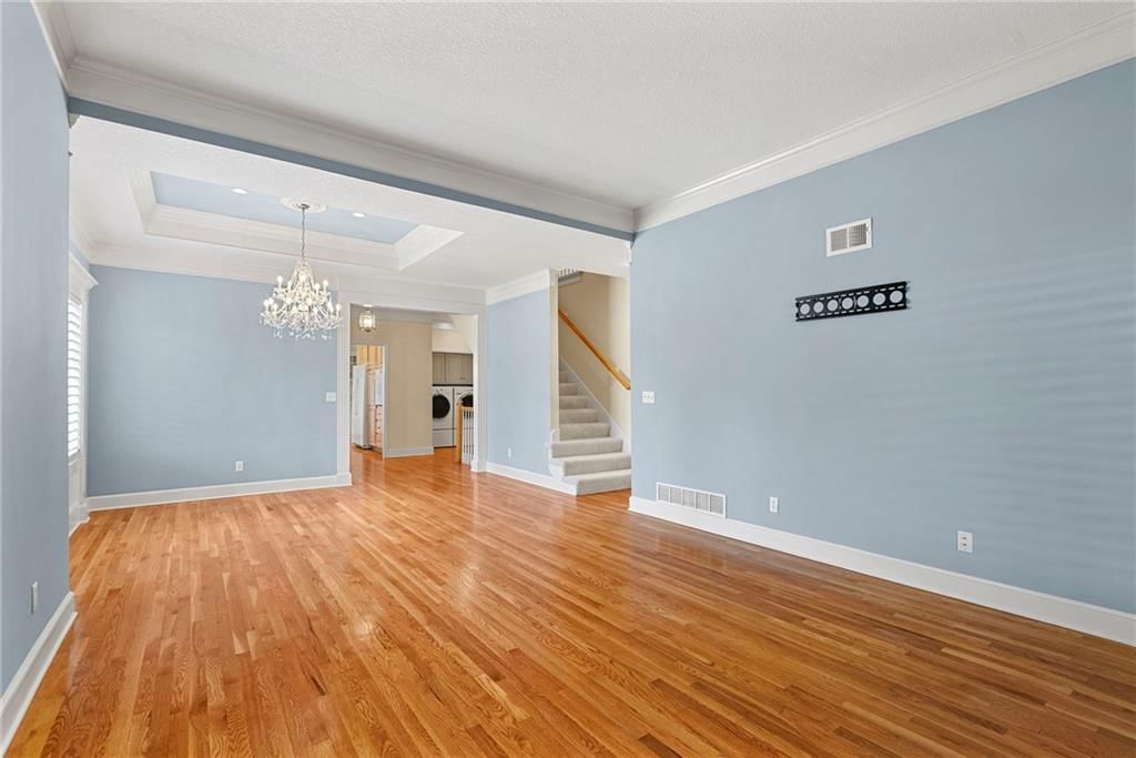 14319 Russell Street — photo 13