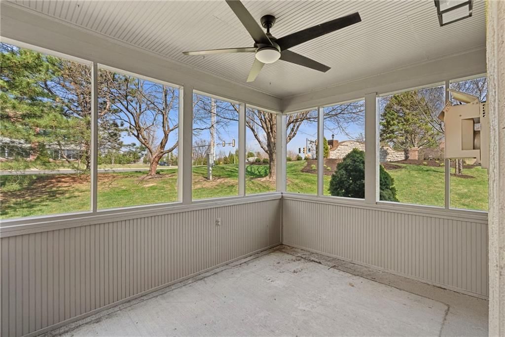 14319 Russell Street — photo 15