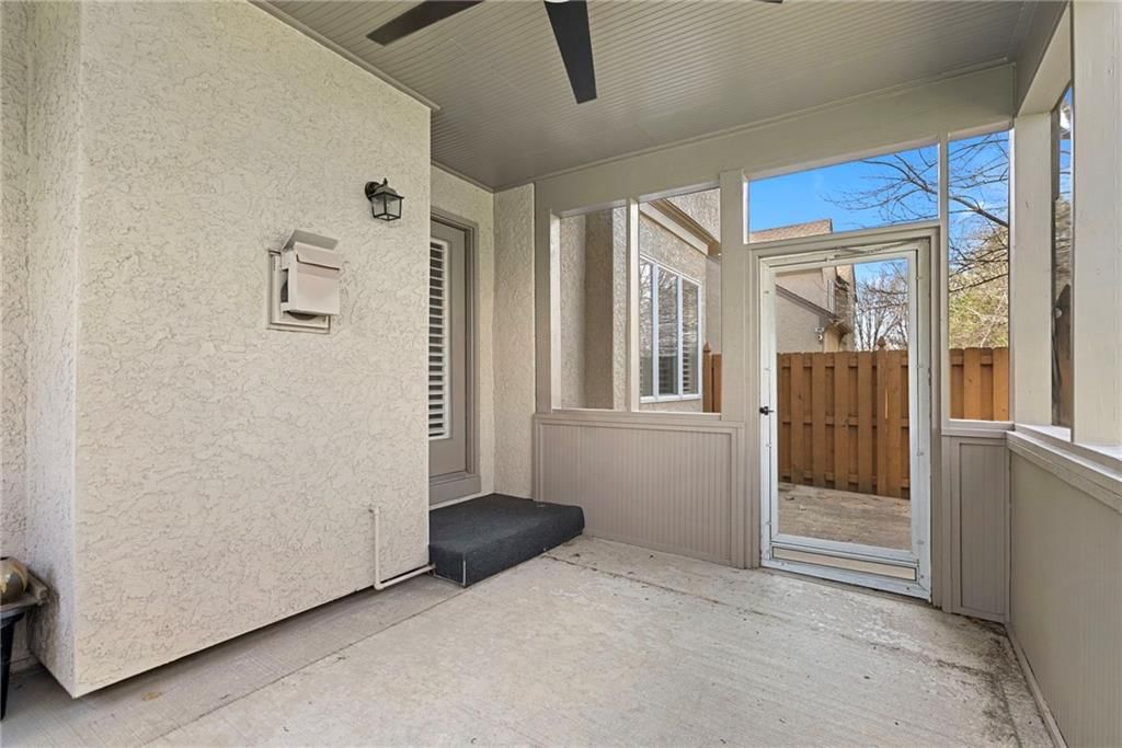 14319 Russell Street — photo 16