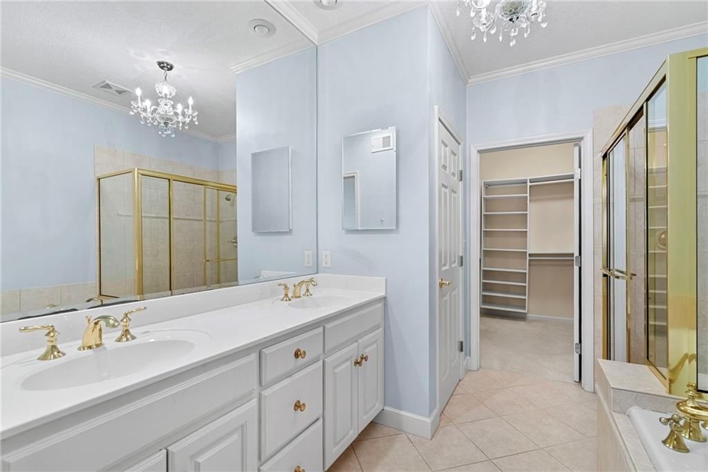 14319 Russell Street — photo 24