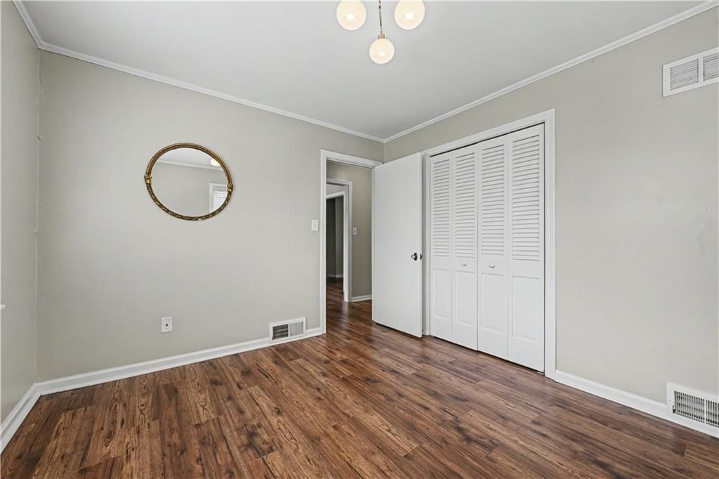 2404 W 76th Street — photo 17