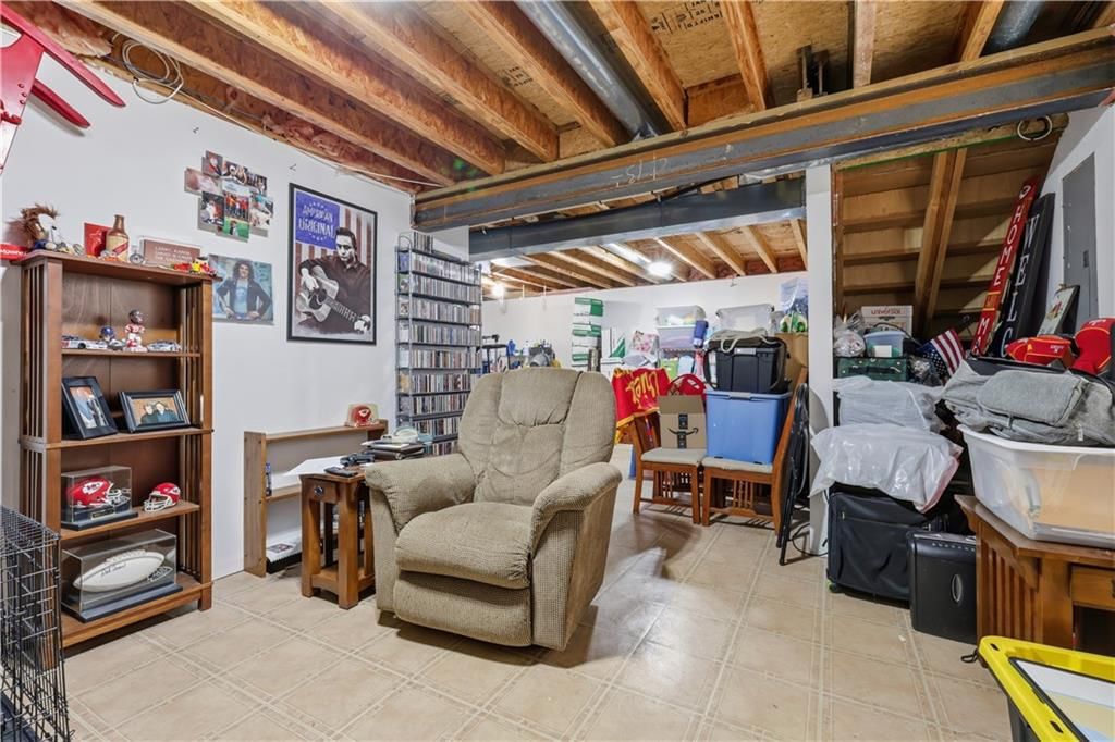 1304 S 5th Street E — photo 22