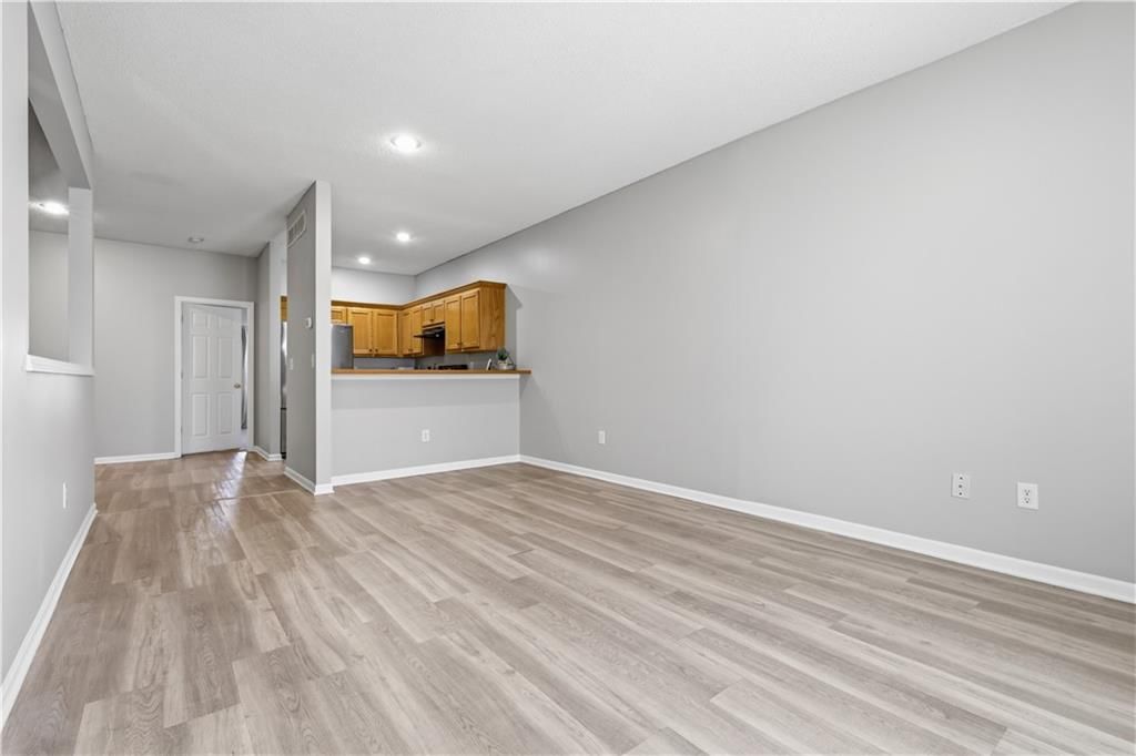 744 Woodson Lane — photo 8