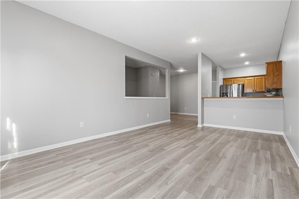 744 Woodson Lane — photo 10