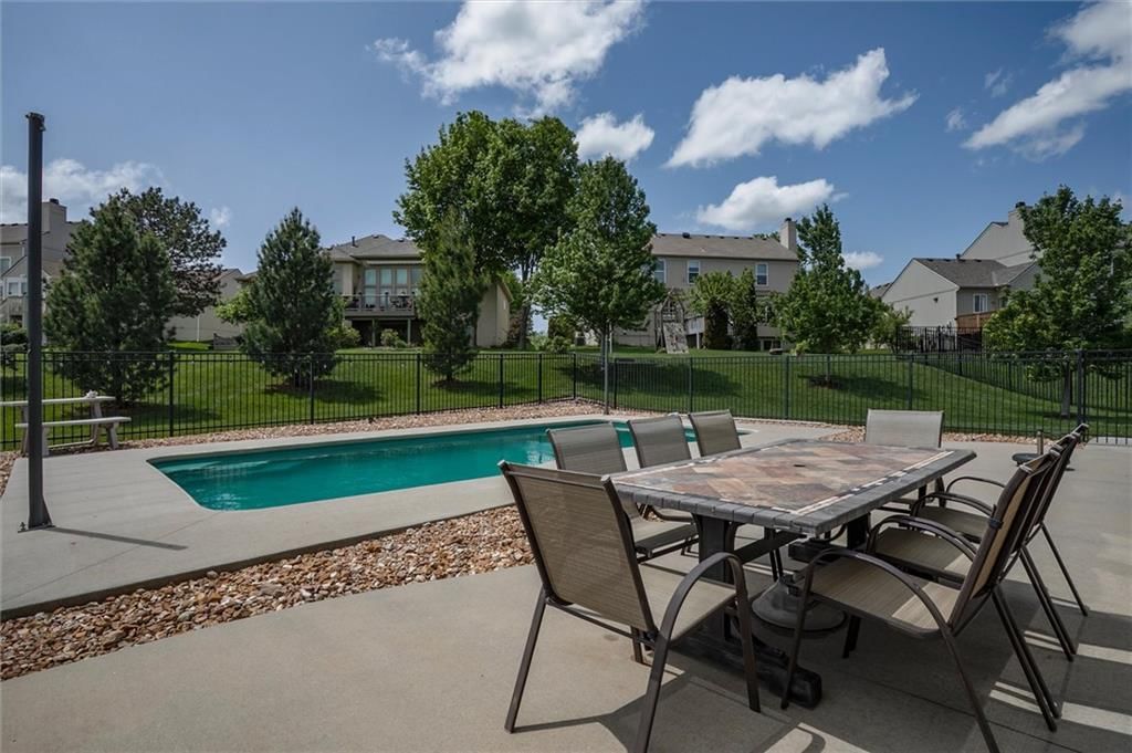 15534 Shawnee Drive — photo 35