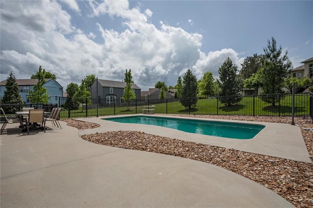 15534 Shawnee Drive — photo 36