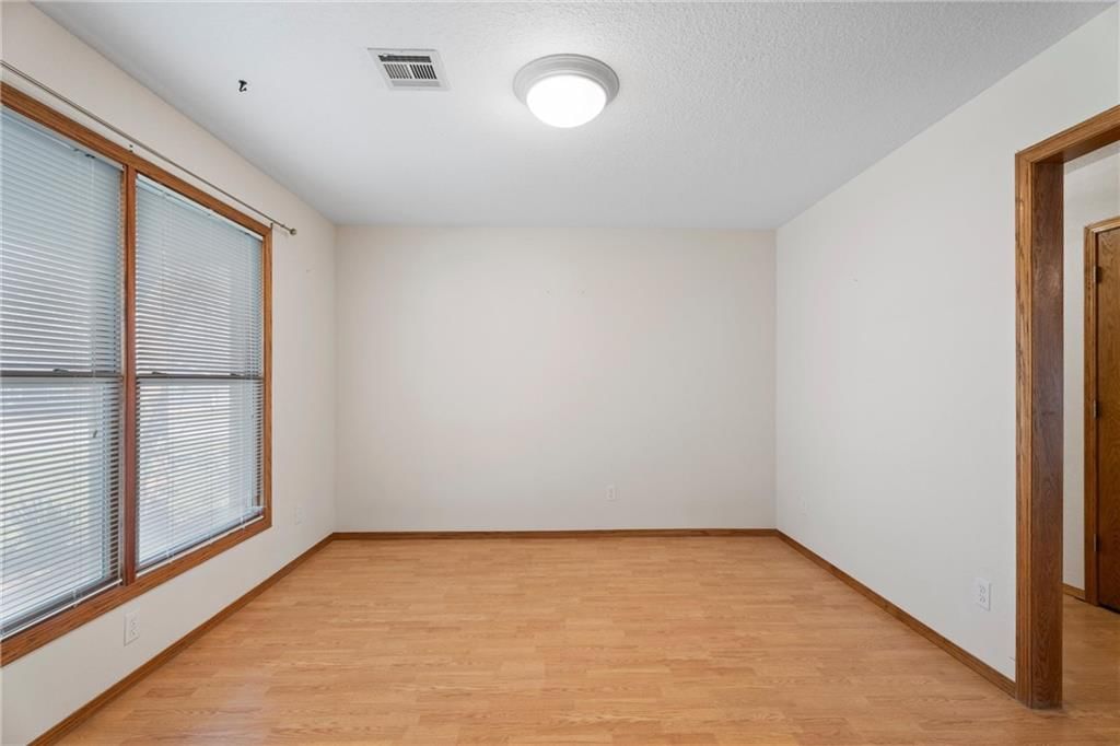 401 N East Street — photo 5