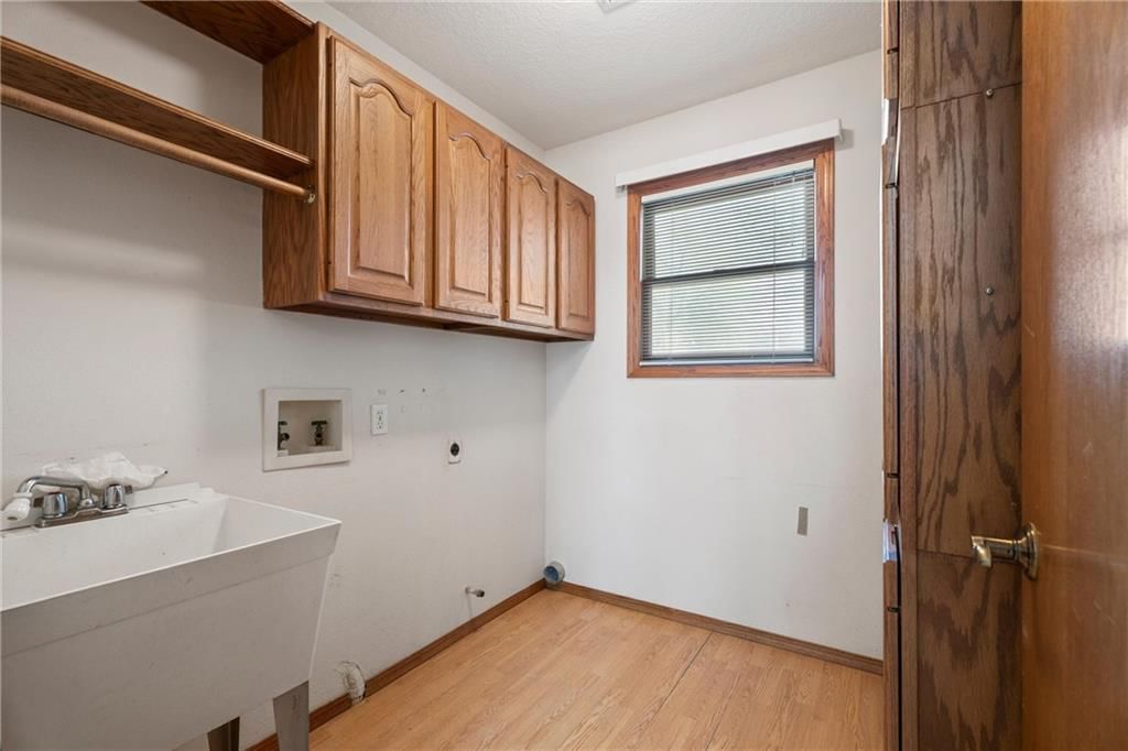 401 N East Street — photo 11