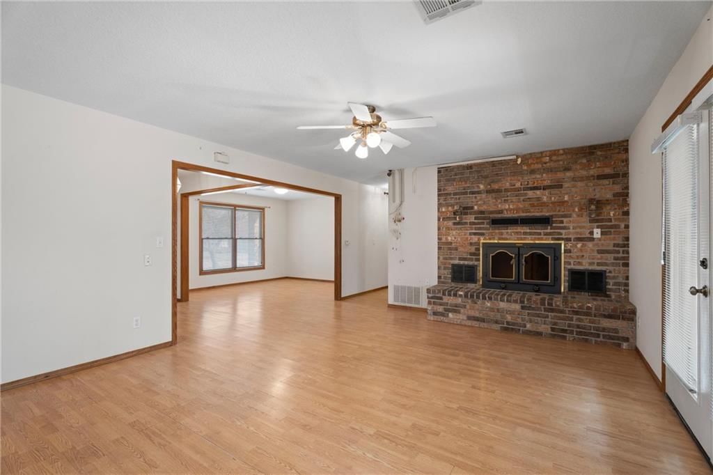 401 N East Street — photo 18
