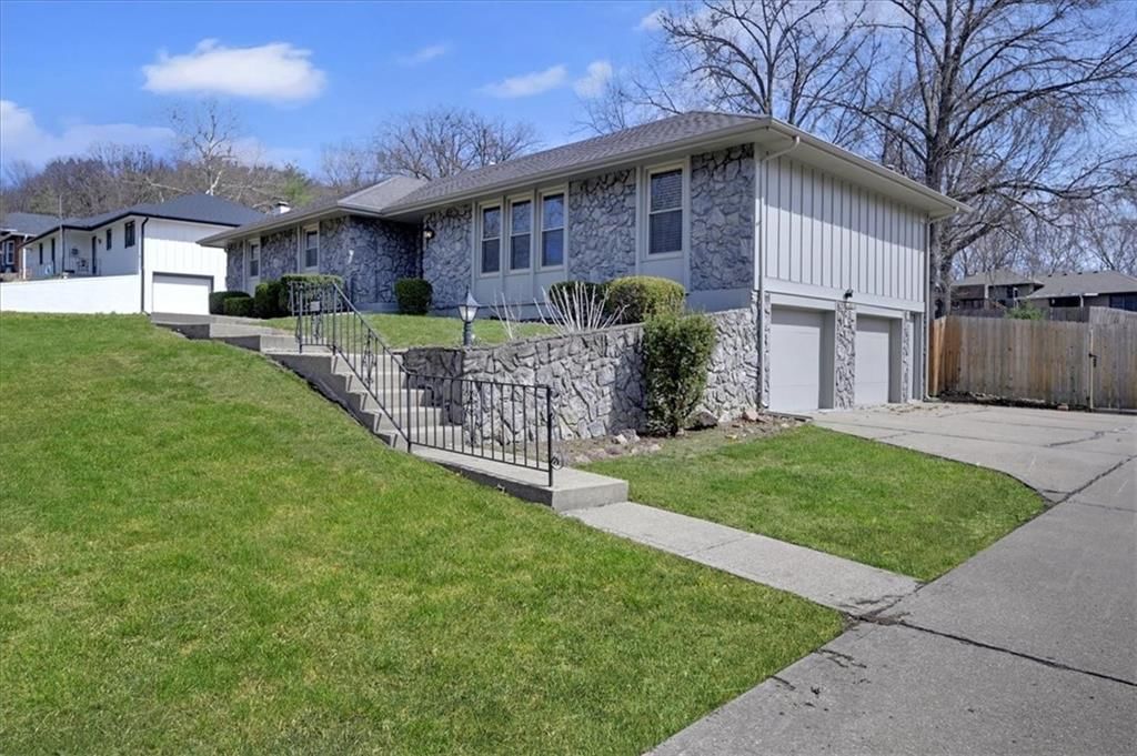 2511 S 14th Street — photo 3