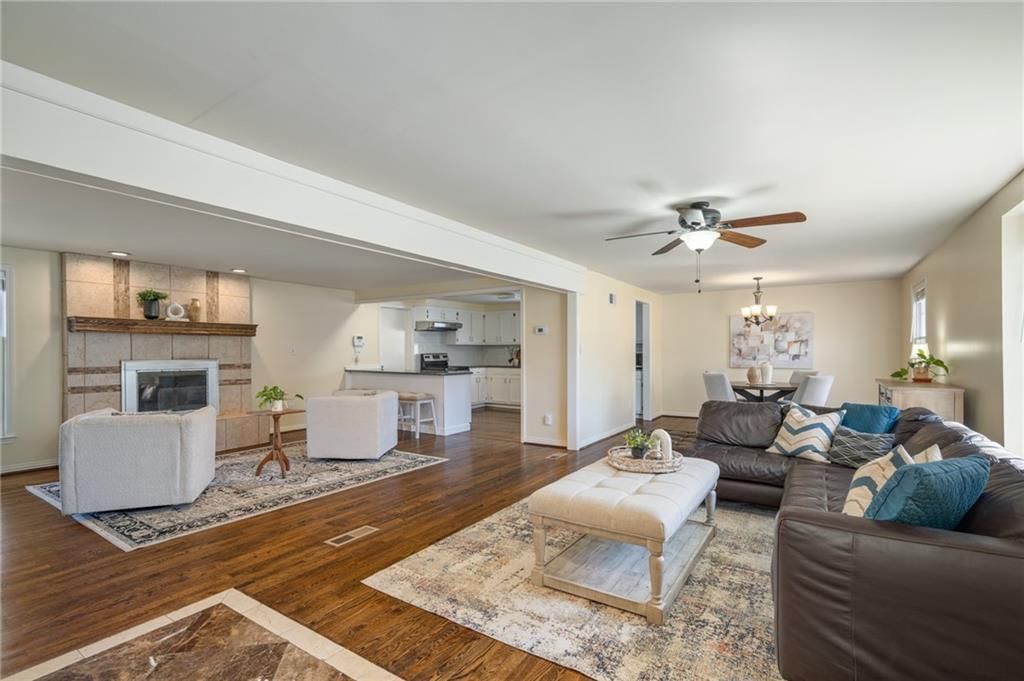 9719 Melrose Street — photo 7