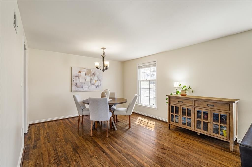 9719 Melrose Street — photo 11