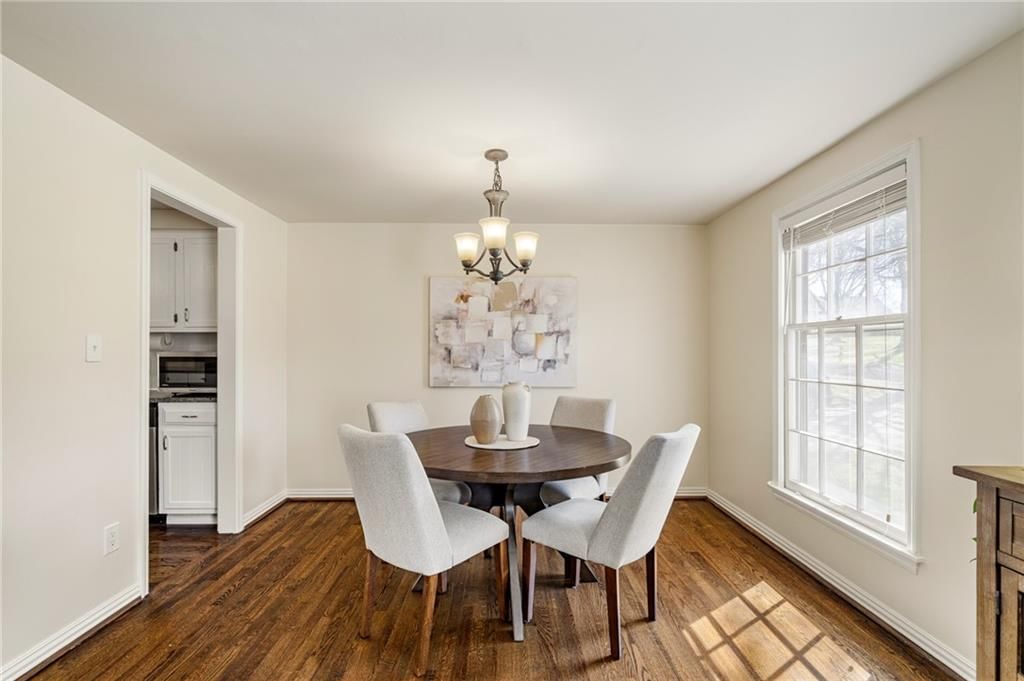 9719 Melrose Street — photo 12