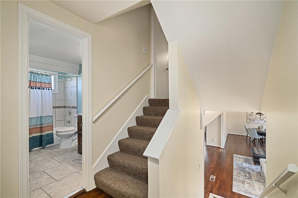 9719 Melrose Street — photo 29