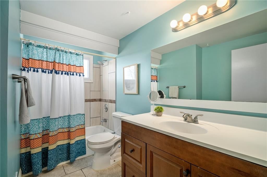 9719 Melrose Street — photo 38