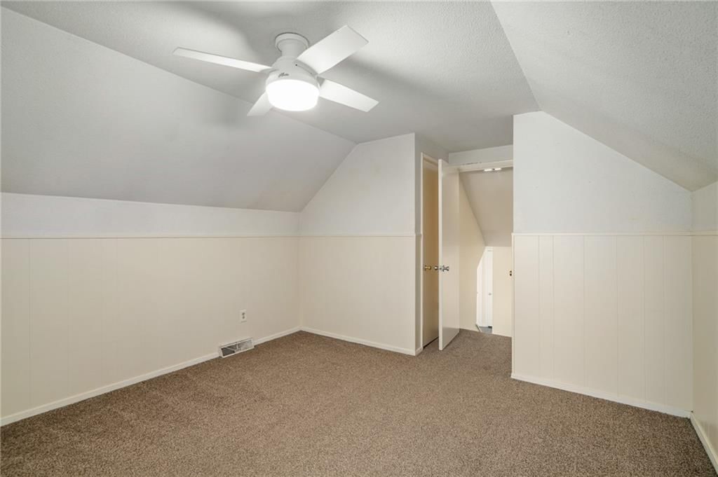 9719 Melrose Street — photo 40
