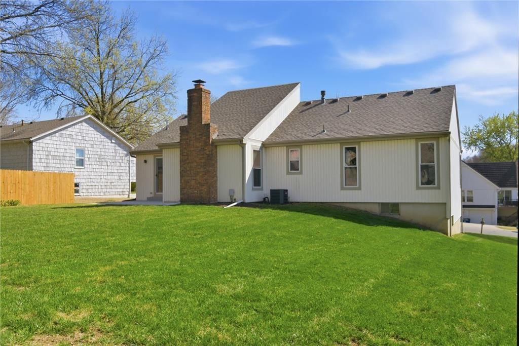 13900 W 69th Terrace — photo 36