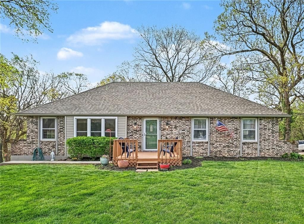 6525 County Line Road, Shawnee, KS