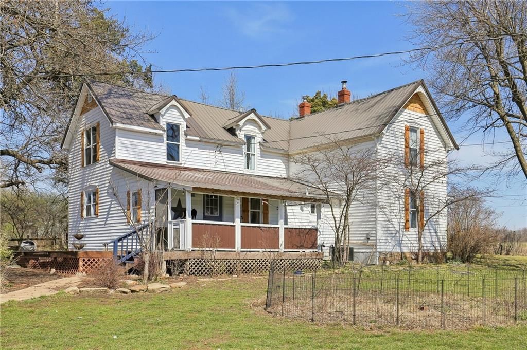 1031 NE 301 Road — photo 36