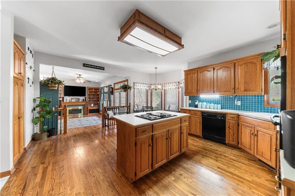 3900 Garland Avenue — photo 10