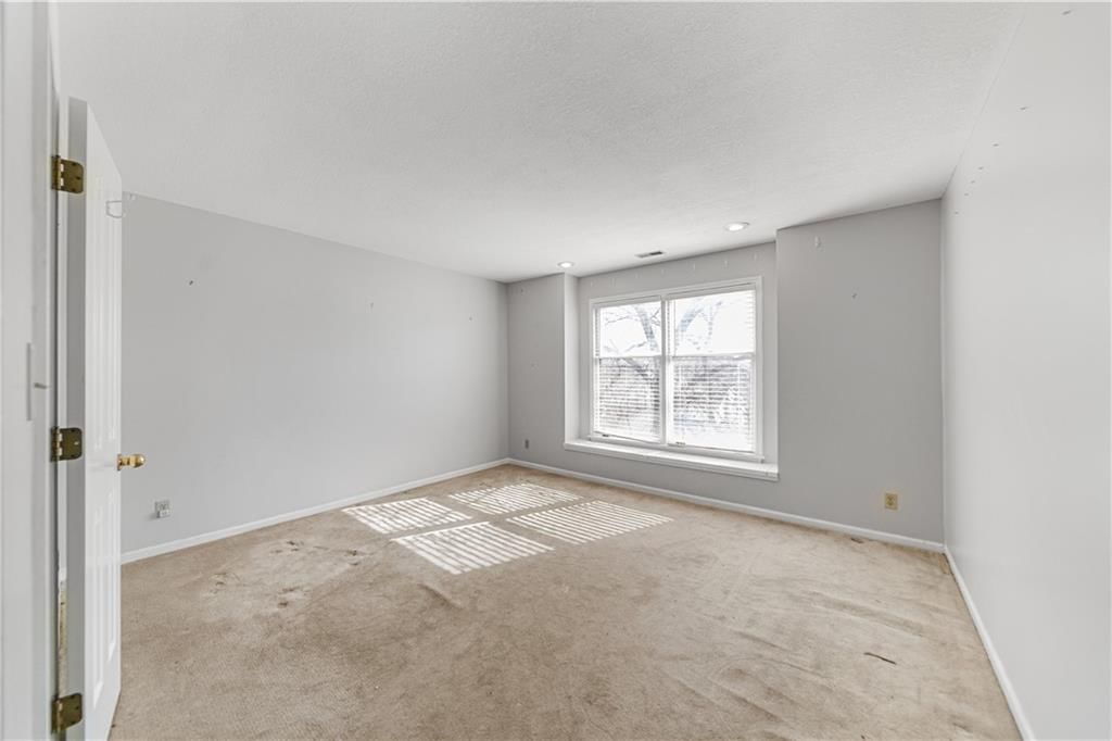 3900 Garland Avenue — photo 38