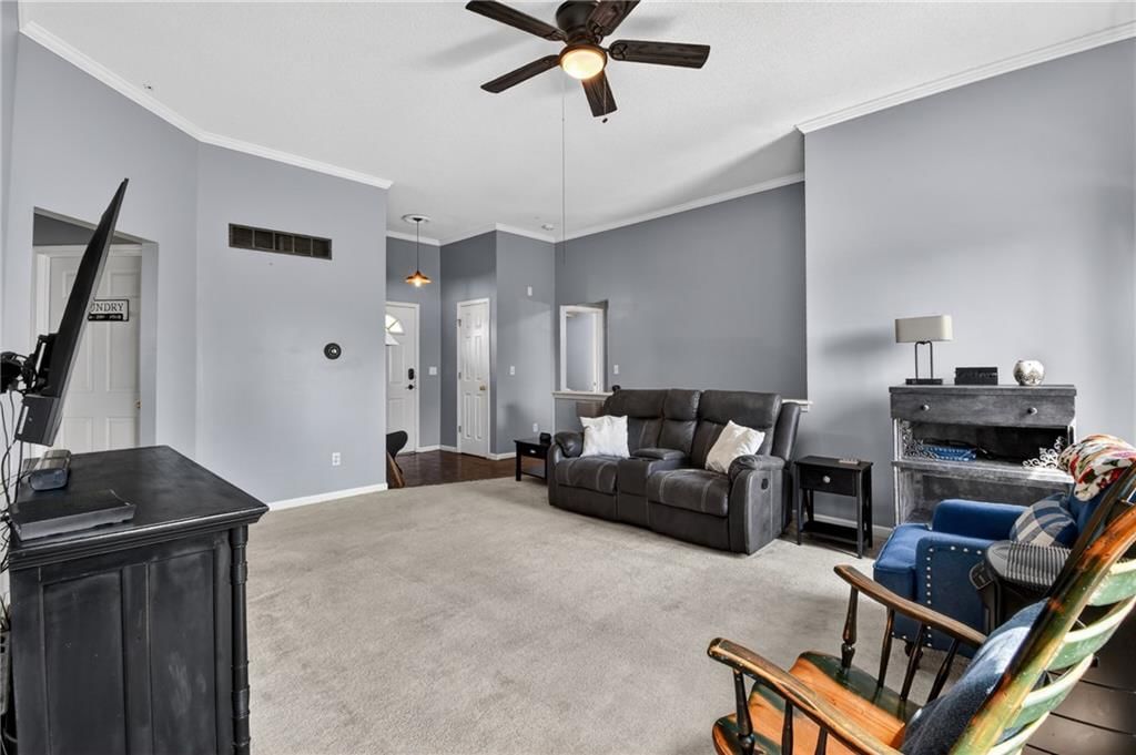 409 S Pumpkin Ridge Circle — photo 8