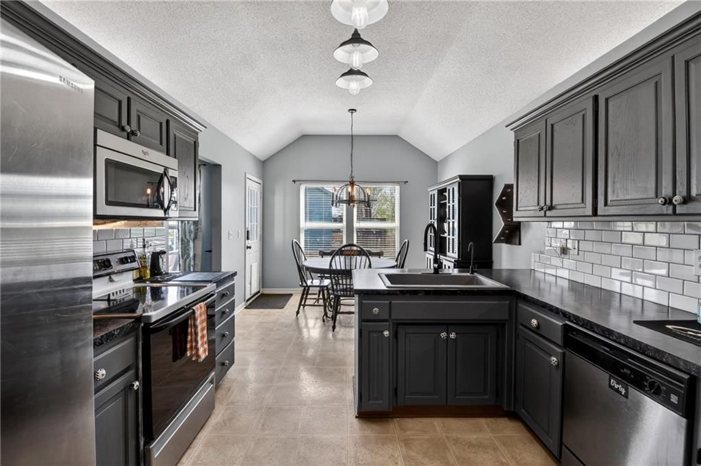409 S Pumpkin Ridge Circle — photo 10