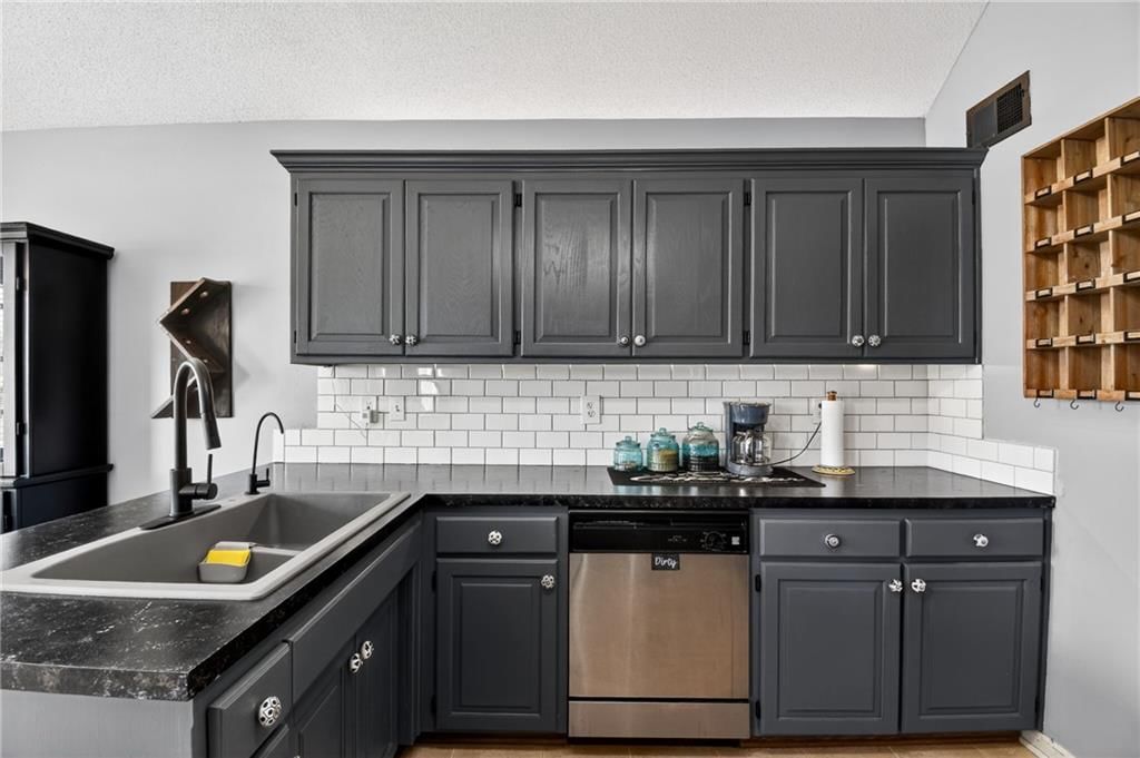 409 S Pumpkin Ridge Circle — photo 12