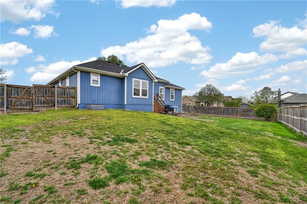 409 S Pumpkin Ridge Circle — photo 32