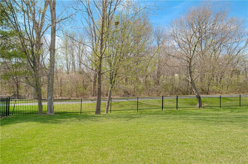 2002 Foxtail Point — photo 46