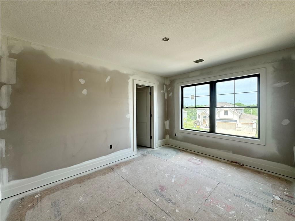7605 NE 103rd Terrace — photo 38