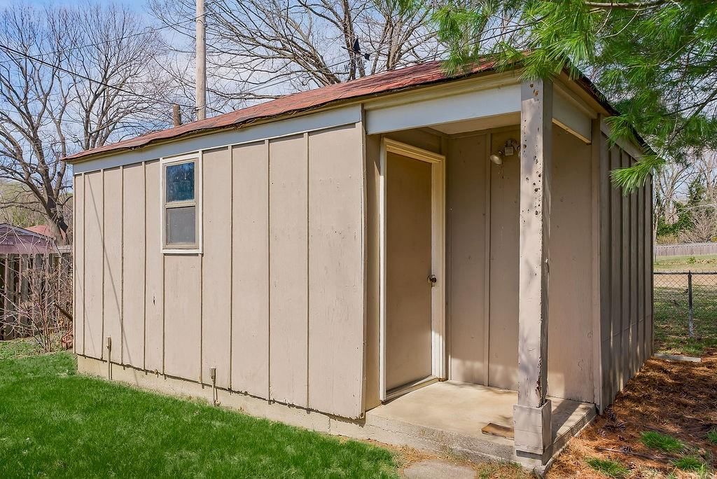 10530 W 59th Terrace — photo 27